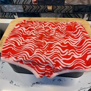 Vibrant Wave Pattern Kids Shorts